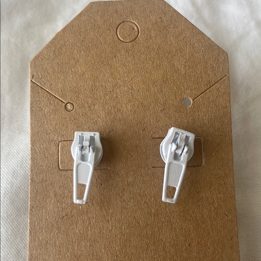White Zipper Earring Studs with Plastkc‎ Backings